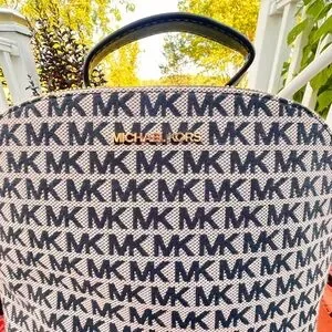 Michael Kors Cindy Large Backpack Bag Signature MK Printed Canvas Natural/Black Michael Kors | Bags | Michael Kors Cindy Large Backpack Bag  main image 2